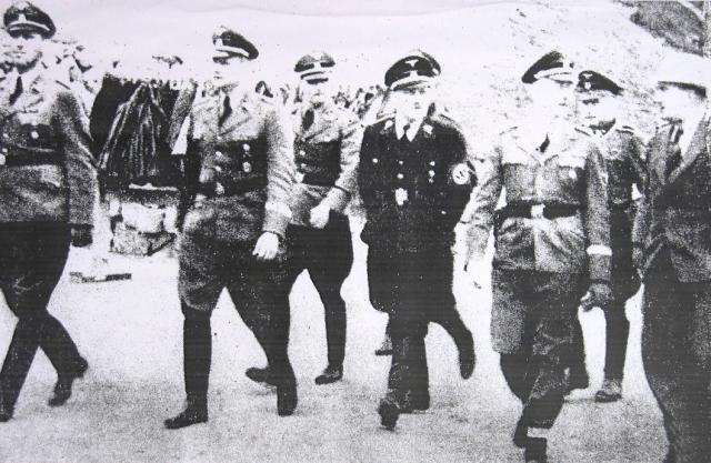 Himmler e le alte autorità della GESTAPO in visita al lager di Mauthausen.