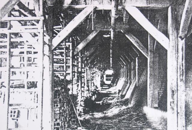 una delle gallerie dello stabilimento sotterraneo